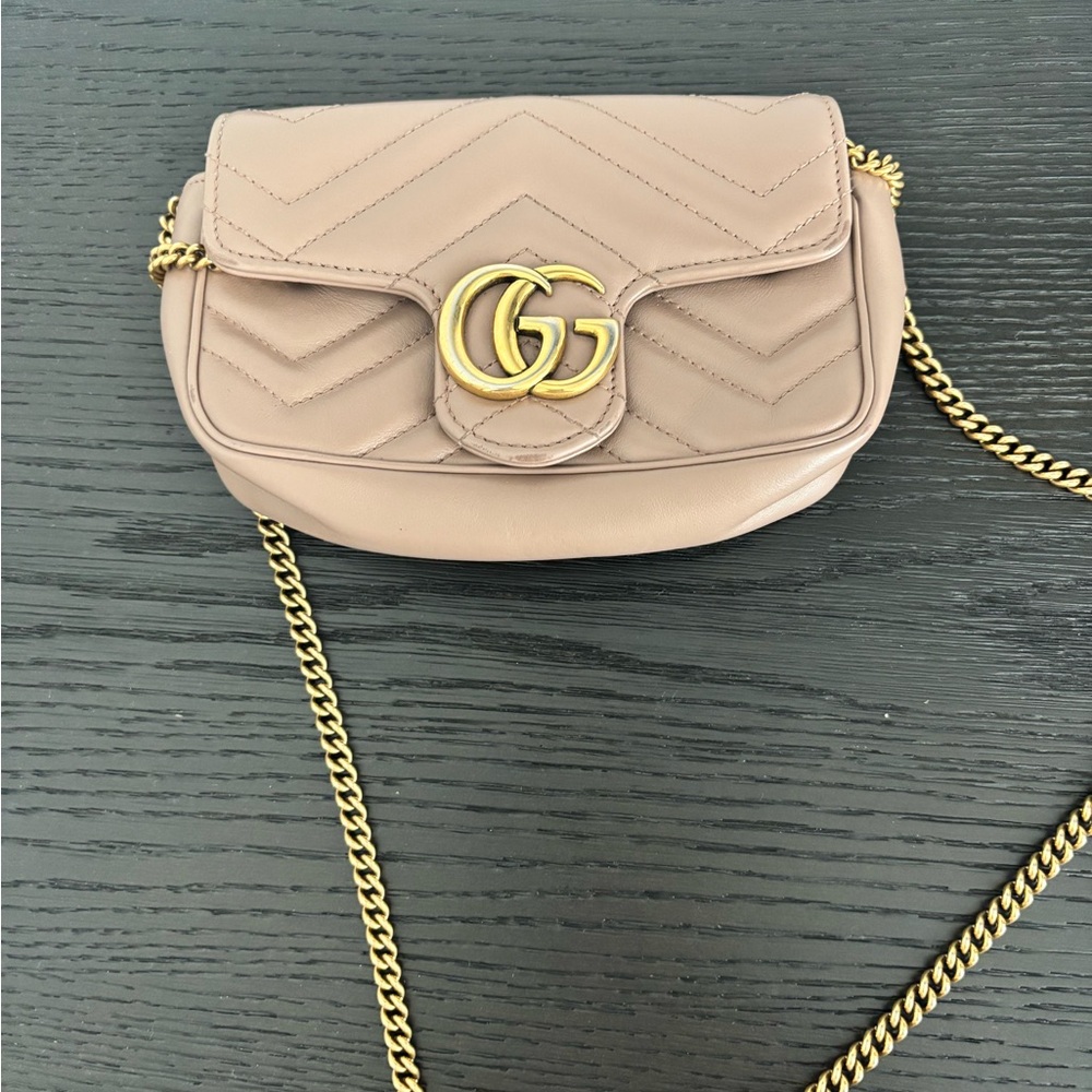 Gucci Tan Gold Crossbody Bag with Chevron Quilted Leather